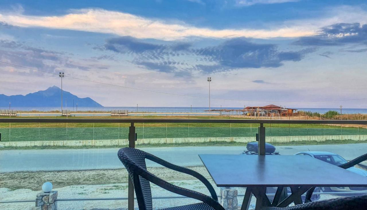 Vrahakia beach Sarti Bagian luar foto