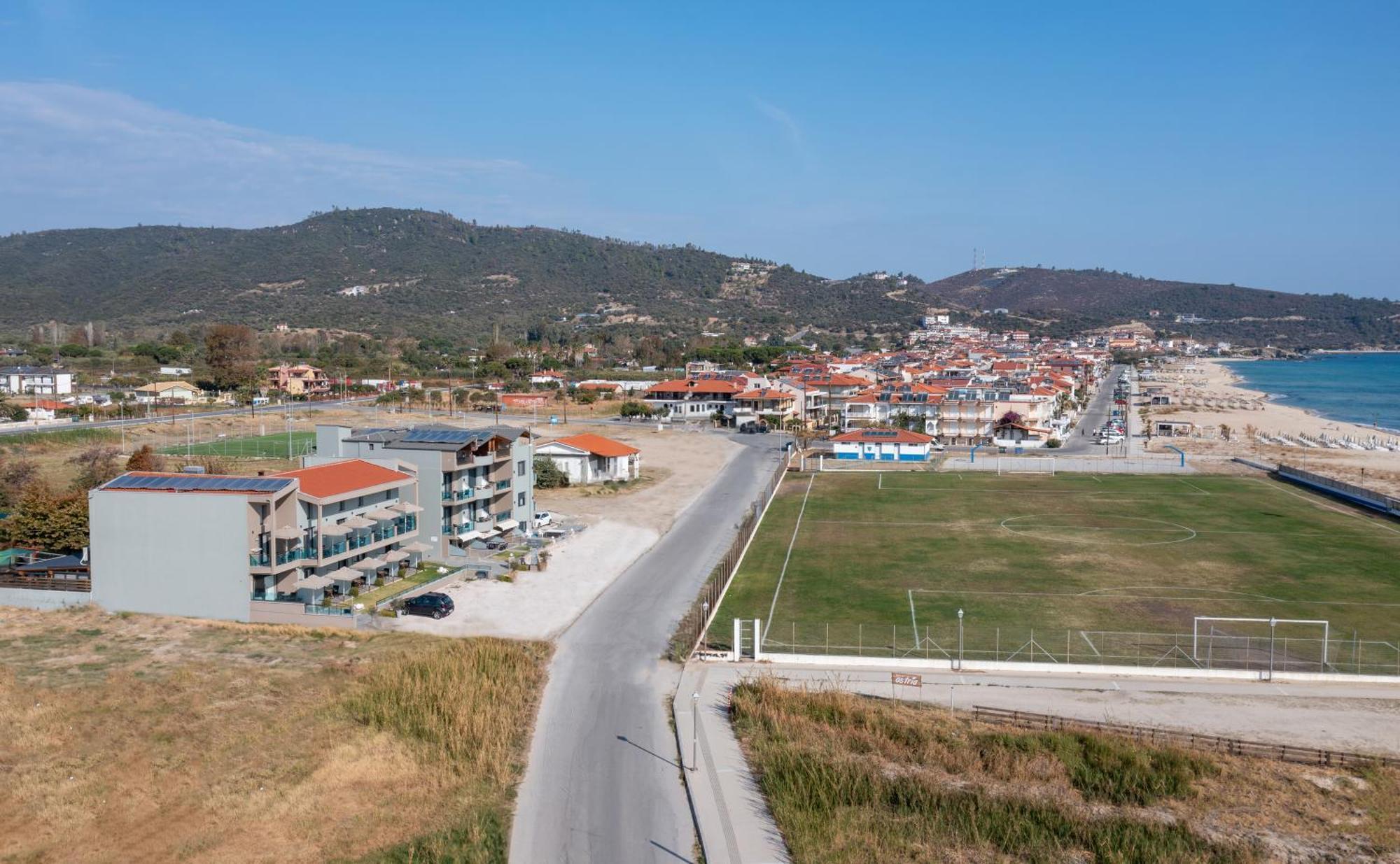 Vrahakia beach Sarti Bagian luar foto